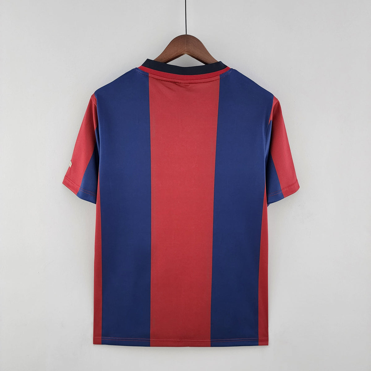 Barcelona 1998-99 Home Retro Jersey – Nike Blaugrana Figo Rivaldo Guardiola Kluivert Xavi Football Shirt