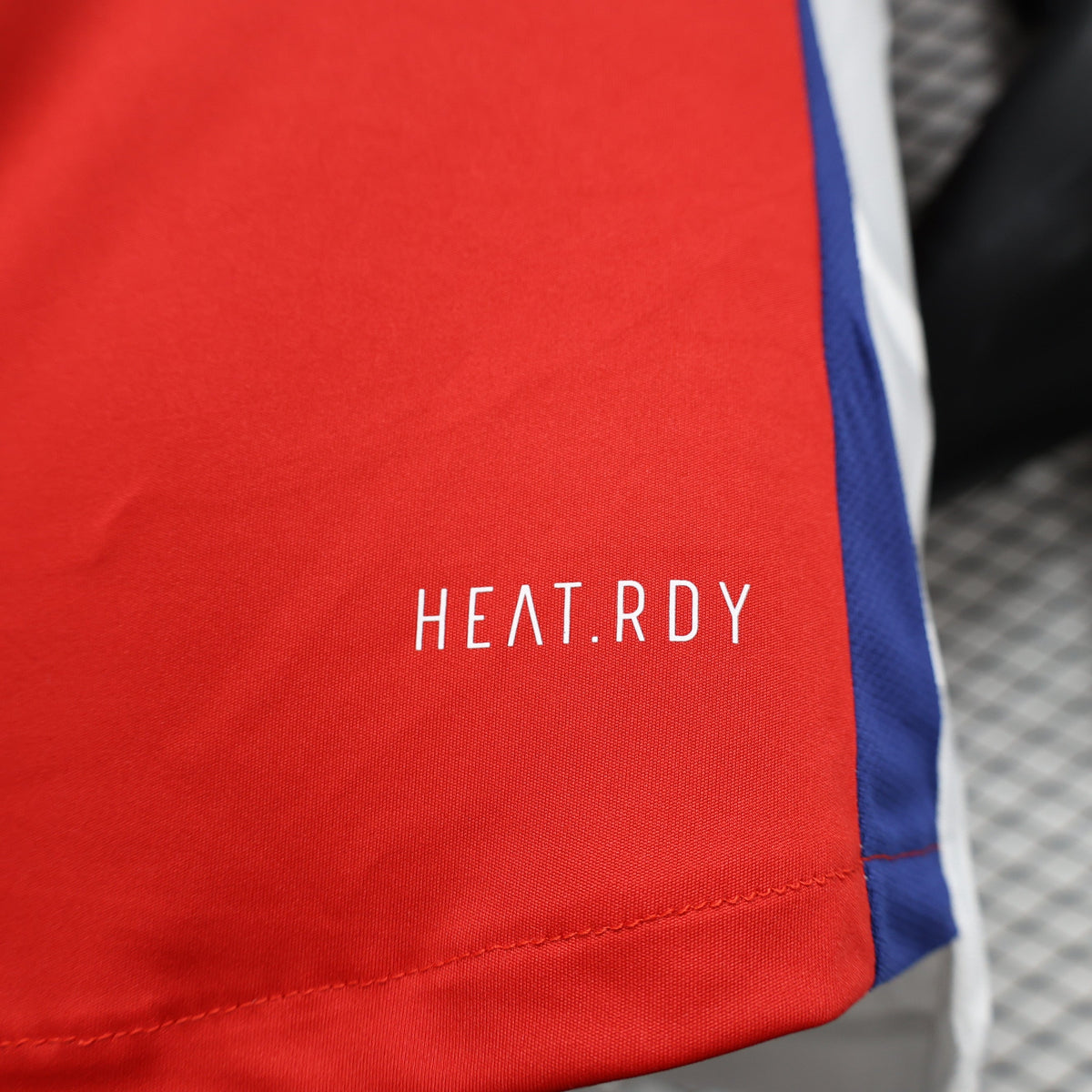 24-25 Arsenal away player red jersey