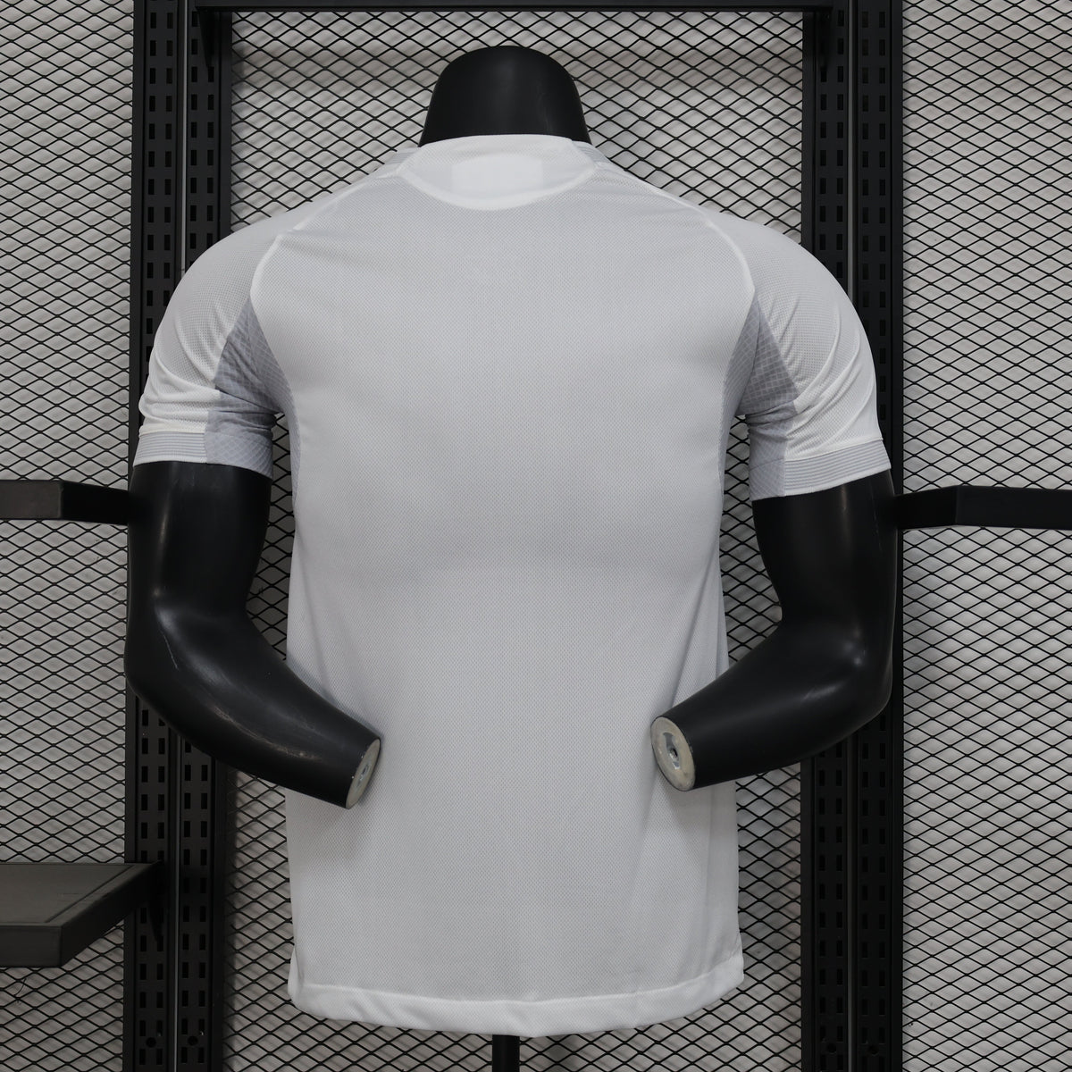 2025/26 Real Madrid Home Player Version Jersey -  White Grey Tonal Diamond Honeycomb Texture - Gold Yellow Side Seam Piping - Emirates Fly Better