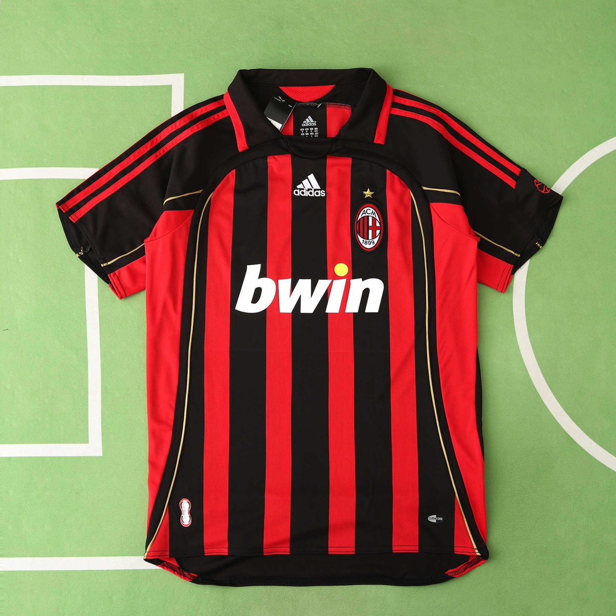 A.C. Milan Away Retro Soccer Jersey 2006/07 – Customizable Name & Number | Kaká #22