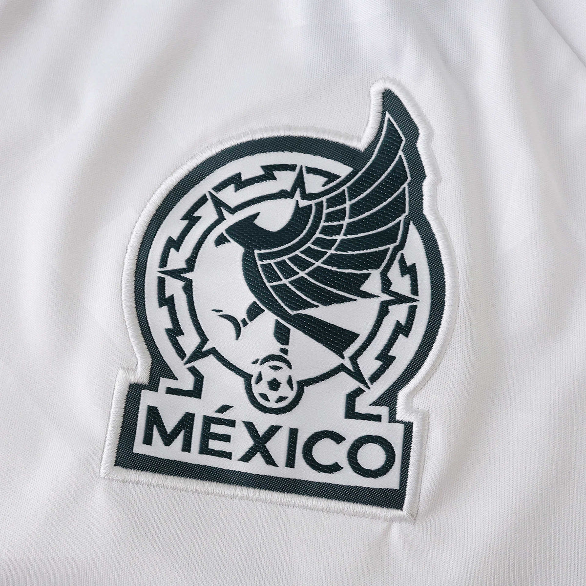 Mexico Away Jersey 2026 FIFA World Cup – Adidas Originals White Retro Kit | El Tri Fan Version