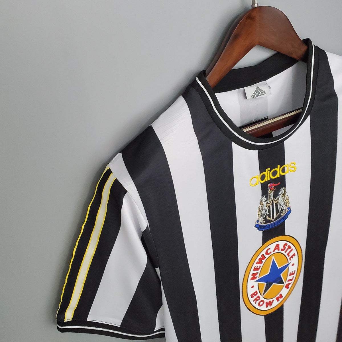 Newcastle United 1997-99 Home Retro Jersey – Classic Black & White Adidas Kit