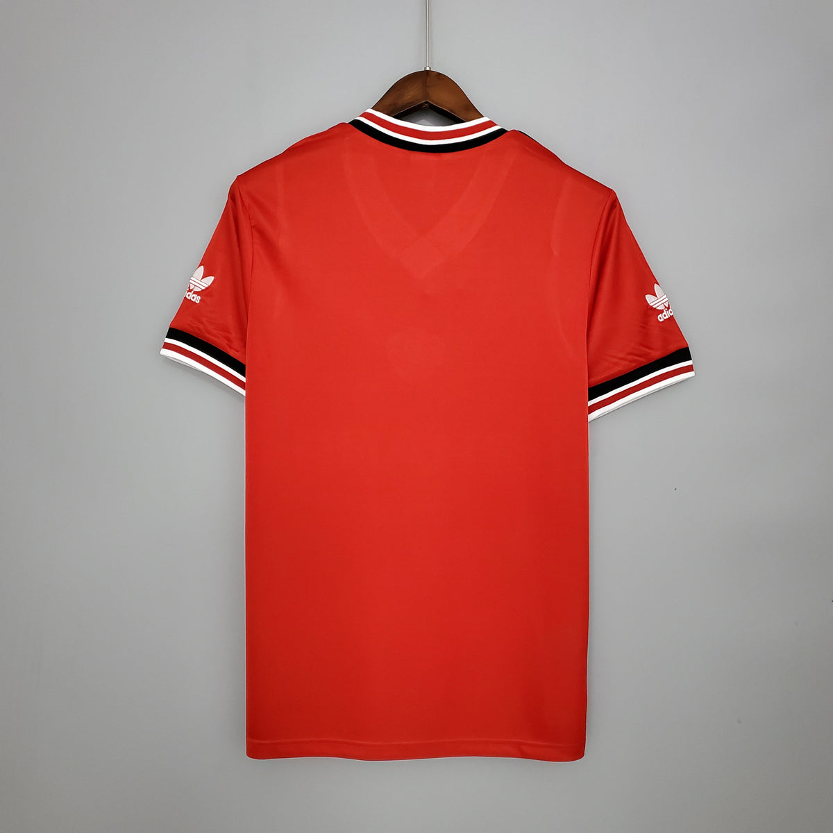Manchester United 1985-86 Home Jersey – Red Adidas Trefoil SHARP Retro 80s First Division Football Shirt | Classic V-Neck Vintage Man Utd Kit