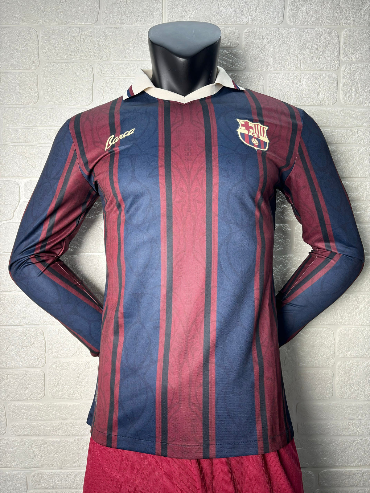 2025/26 FC Barcelona 125th Anniversary Edition Player Version Long Sleeve Jersey - Dark Navy Blue & Deep Burgundy Vertical Stripe - White Retro Polo Collar - Gold Barça Script - Retro FCB Crest - Clean Chest