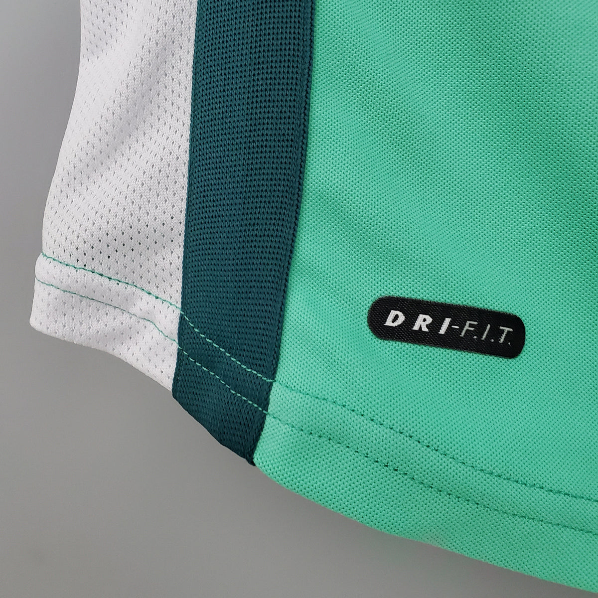 Nigeria 1998 World Cup Home Retro Soccer Jersey – Nike NFA Okocha Yekini Kanu Super Eagles Kit